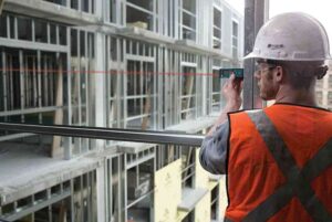 Ứng dụng máy đo khoảng cách trong xây dựng, nội thất và khảo sát địa hình Đo kích thước công trình