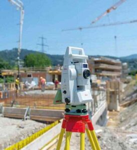Tổng hợp các loại dụng cụ đo đạc cần thiết trong ngành trắc địa Máy toàn đạc điện tử