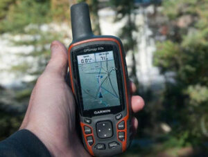 Hướng dẫn cách sử dụng máy định vị GPS đơn giản, dễ hiểu cho người mới bắt đầu Máy GPS cầm tay